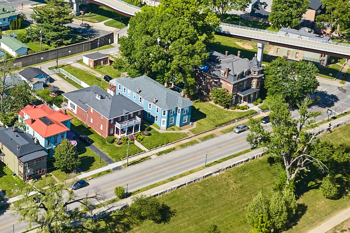 Louisville KY 007 1200X800